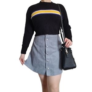 Cropped Ribbed Mockneck Sweater